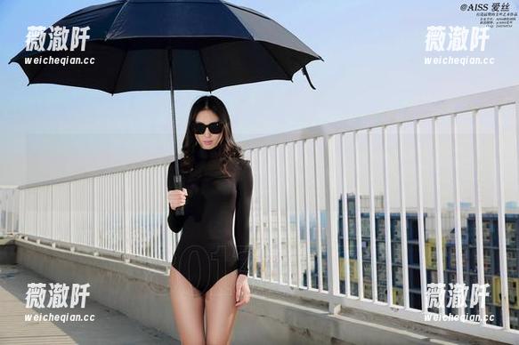 爱丝免费超短热裤图册，简直让人心动，这样的诱惑我怎么可能拒绝！