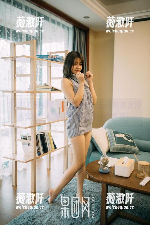 GIRLT果团网 - 完美时刻：王语纯美足精选套图，瞬间把你带到又一个世界！