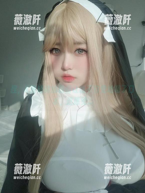 捏，K酱短裙的原图让我不自觉地咽了口水，这感觉...