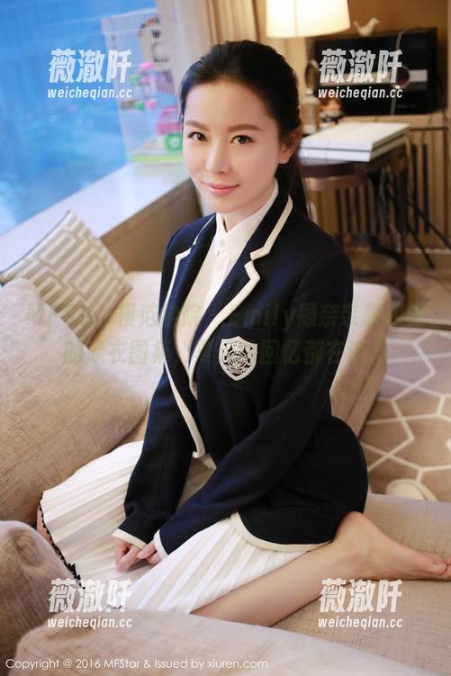 MFStar模范学院 - Emily顾奈奈酱和她的泳衣图集，夏天的回忆都在这里