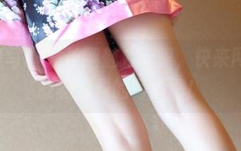 ROSI写真 - 长腿魅力无限，快来网盘下载杨晨晨的写真吧！