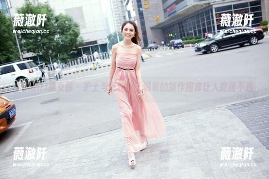TuiGirl推女郎 - 护士与妖艳，王明明的新作图库让人捉摸不透