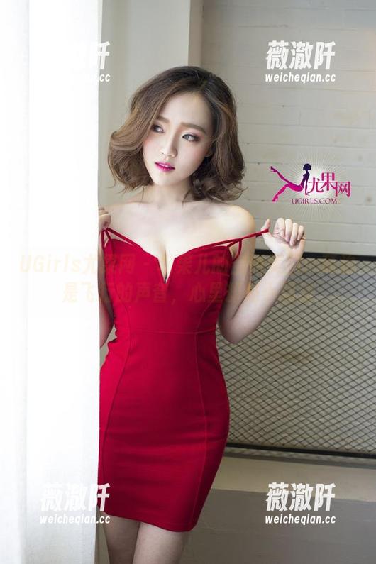 UGirls尤果网 - 松果儿的空姐美图：耳边是飞行的声音，心里却是小骚动