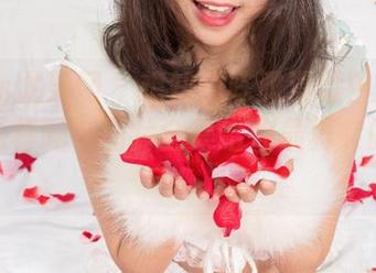 UGirls尤果网 - 想知道陈雅漫眼中的女孩是什么样吗？图片全集给你最真实的答卷！