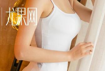 UGirls尤果网 - 新鲜出炉！飞Angelababy的美脚资源，让你腿上都冒光了唷！