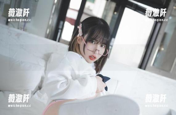 Uhye(이유혜)的PureMedia，不只是美图，简直是一种心情，一种让人窒息的绝妙状态