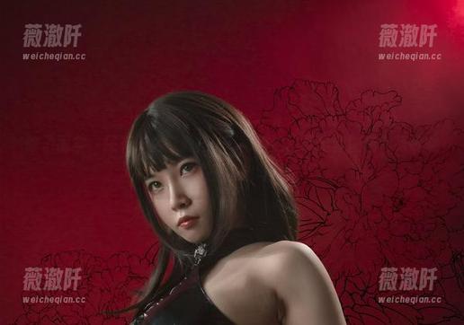 除了雨伞，还有什么能遮挡Uki雨季的吊带全套图包？来瞧瞧这场“干湿战斗”！