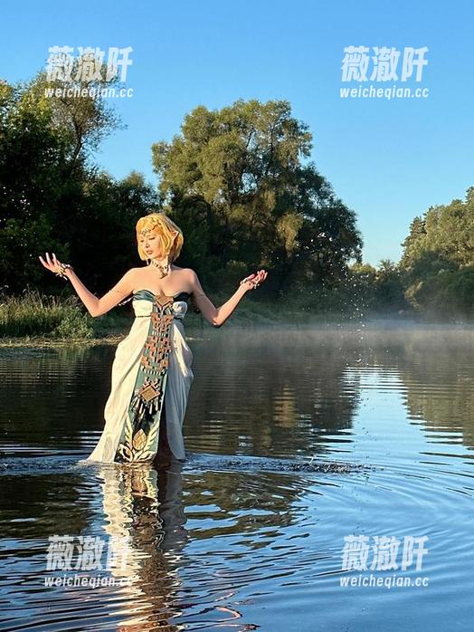 被骗了？不，是Vinnegal的高清八重神子作品
