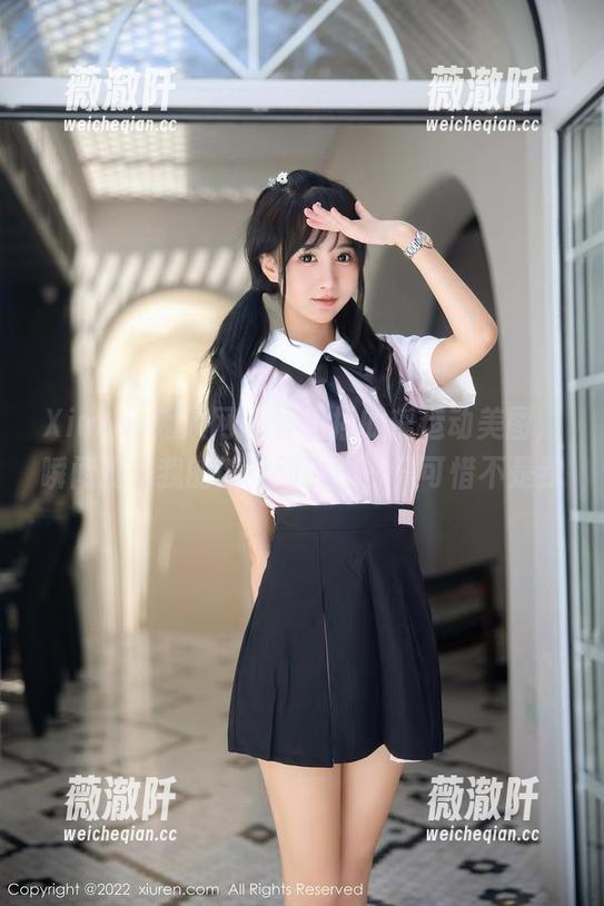 Xiuren秀人网 - 瑶啊摇的瑶运动美图，瞬间提升我的健身动力——只可惜不是我