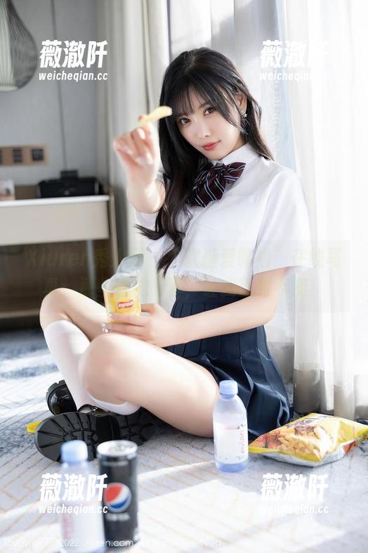 Xiuren秀人网-软糖爱喝奶 Xiuren秀人网 - “软糖爱喝奶”在线写真:那些丝袜故事,让我欲罢不能!