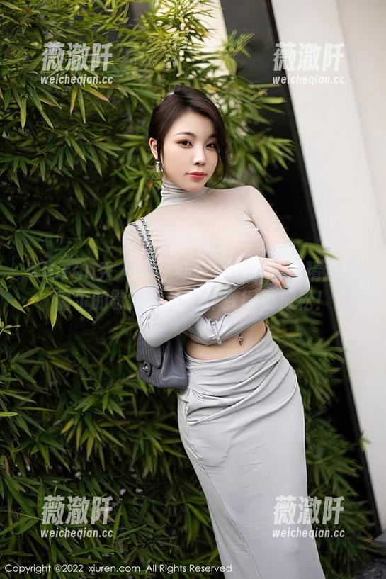 Xiuren秀人网-软软酱 Xiuren秀人网 - 办公室的软软酱精选:偶尔的歇息,让工作变得更放松!