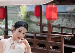Xiuren秀人网 - 别被双马尾骗了，麦琪绫冰激淋的在线合集可不是那么简单哦！