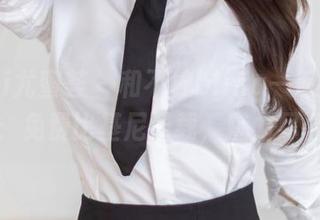 YouMi尤蜜荟 - 和不柠bling一起享受海滩：免费比基尼下载，魅力尽显！