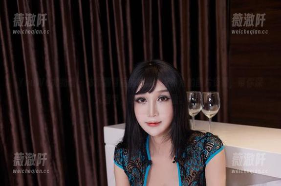 YouWu尤物馆 - 体操服背后的故事：艾小青的图片资源，带你深入细节，感受那份轻盈。
