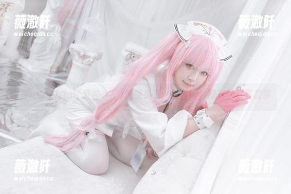 在asagiriai(爱ちゃん)的镜头下，纳西妲，即兴的写真故事