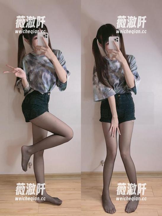 Miko酱圣诞魔女新cos，带你感受‘这身衣服真是太温暖了’的绝妙瞬间！