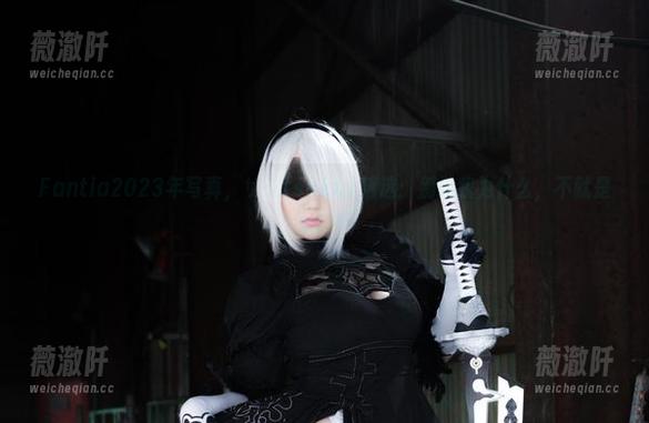 Fantia2023年写真，サク(saku)精选：别问我为什么，不就是爱吗？