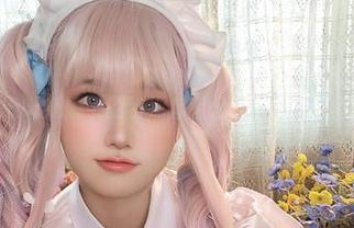 居家趣事：七七娜娜子的特别套图分享，谁说家里不能摇摆？
