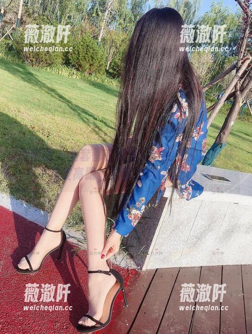 丝月神 微密圈 - 全套都在这里!丝月神的肉筒袜漆皮高跟,下载之后嗨翻天!