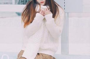 兔子Zzz不吃胡萝卜：免费套图带你进入JK纯欲的世界！