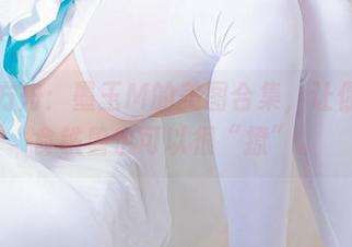 明日方舟：墨玉M的美图合集，让你发现食铁兽也可以很“撩”。