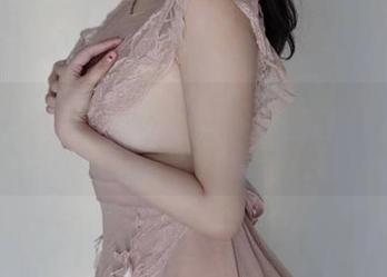 微密圈 - 你绝对想不到的奶宝妹纸：车载尤物，高清下载带走！