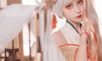 看奶狮不咬人的信浓写真，真是把‘奶’和‘狮’结合得出奇的和谐，哈哈！