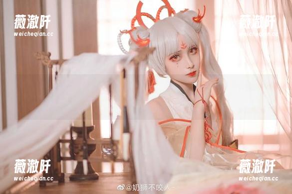 看奶狮不咬人的信浓写真，真是把‘奶’和‘狮’结合得出奇的和谐，哈哈！