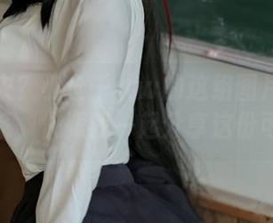 奶牛衬衣？小仓千代w的这组图片简直是治愈系，快跟我一起分享这份可爱！