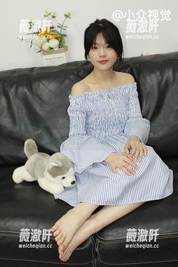 小众视觉 - 下载完洁洁的白丝写真，我只想说：这世界太美好了！