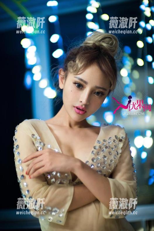 尤果网-谭晓彤 尤果网 - 谭晓彤妹妹的图包,分享给你无处不在的灵感!