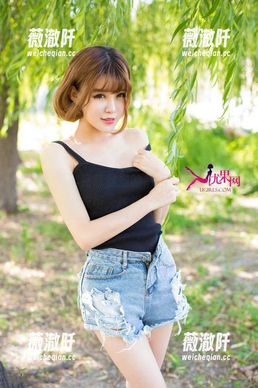 尤果网 - 看完陈雅漫的吊带，感觉我得去翻翻我的衣柜，找找资源借鉴一下！