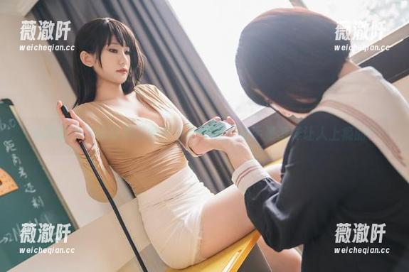 星澜想来杯珍珠奶茶的神奇写真集：纲手是怎样让人上瘾的？