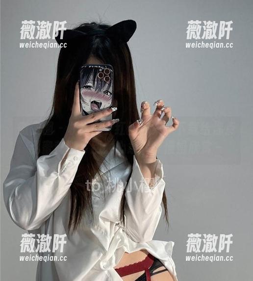 微密圈 - 桃沢樱呀红丝合集：下载给你点甜蜜刺激，别太心急哦，慢慢欣赏～