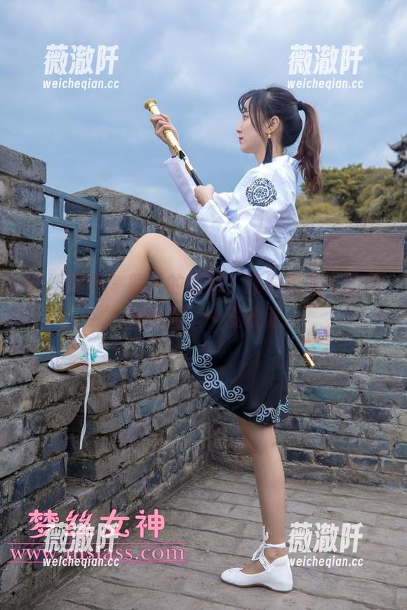 梦丝女神 - 照片的紫馨，原图迷雾中的意外惊喜，一发收藏