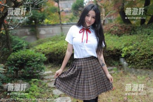 模范学院 - 有张雨萌的短裙写真，就算风再大也没关系，因为…我们在分享的事就是这个！