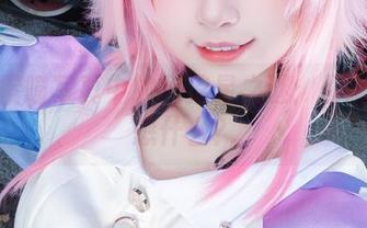 揭开橙喵写真中的天狼星之谜：你猜她在想什么？