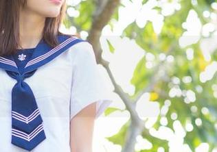 爱蜜社 - 噢天呐，杨紫嫣的最新少女写真，这个角度我心动了！