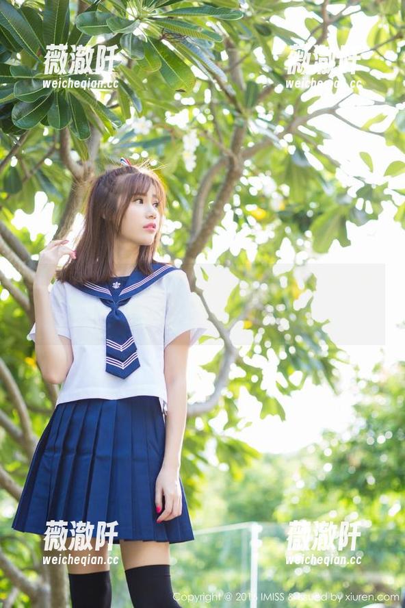 爱蜜社 - 噢天呐，杨紫嫣的最新少女写真，这个角度我心动了！