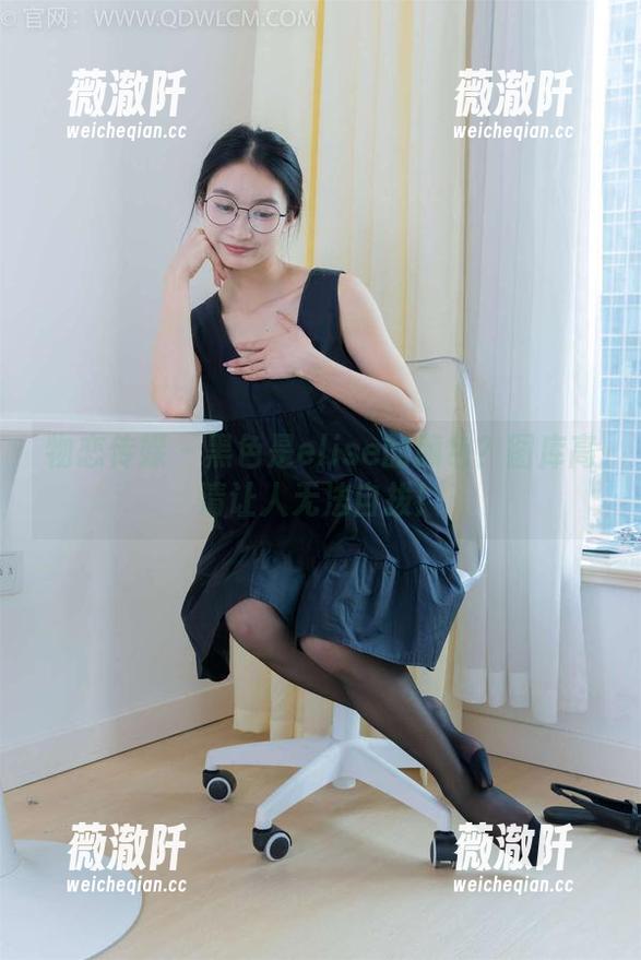 物恋传媒 - 黑色是elise的颜色？图库高清让人无法自拔！