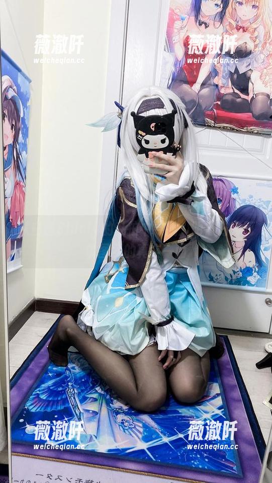 从白栎Shirly的私拍中寻找：明日方舟阿尔图罗的真实一面