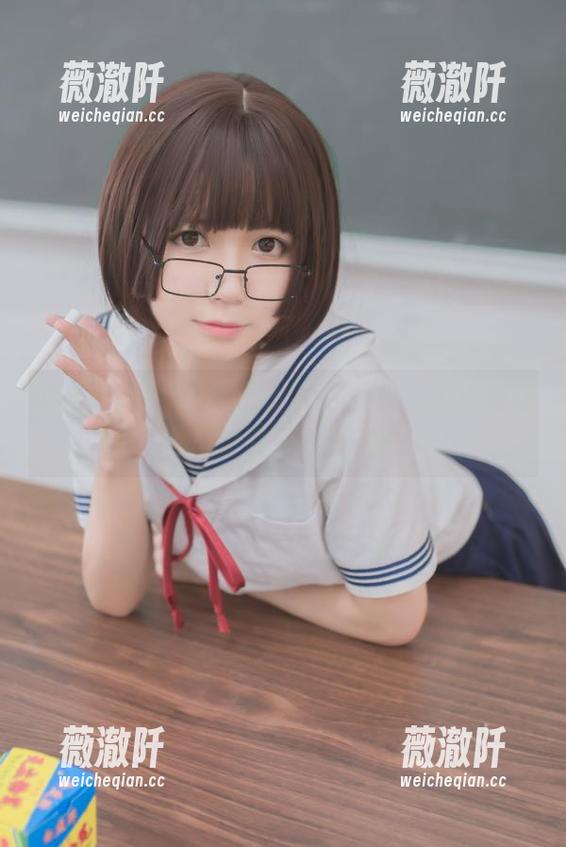 哎呀，白金Saki的少女作品集，高清得让我不禁想多看几遍！