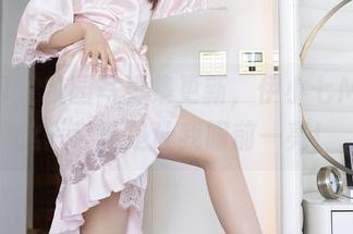 秀人网 - 校园写真集更新，伊小七MoMo这一波真是让我眼前一亮！