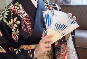 秀人网 - 奶芙乔乔女仆美图，简直是将美与妩媚融为一体，竟让人不知不觉入迷！