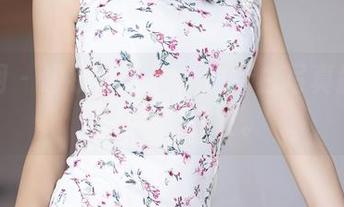 秀人网 - 眼镜的魔力！田兮白写真教你如何让目光停驻。