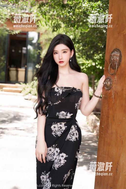 秀人网-萝莉悠悠酱 秀人网 - 萝莉悠悠酱的泳衣分享,简直就是夏天的味道!谁能拒绝?