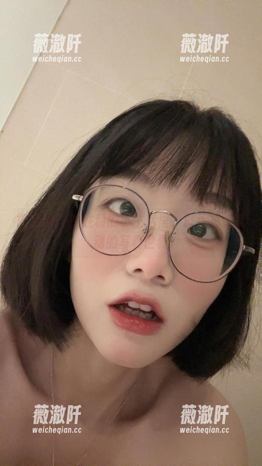 微密圈 - 在胜利的小生活里，白丝蝴蝶跃动的写真世界