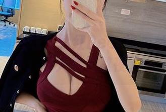微密圈 - 在线！脸红Dearie黑丝长腿图集，今天我又熬夜了…