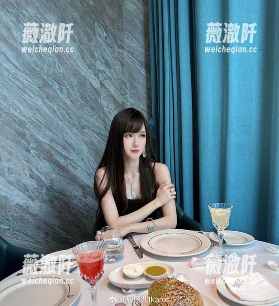 腐团儿Ikaros的私房写真课程：路人女主养成，别问我为什么变形就问我卡在哪儿了！