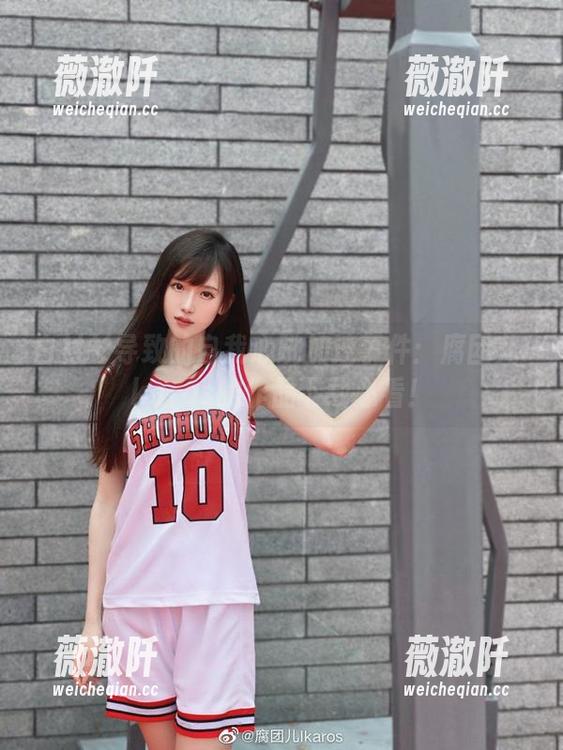 白衬衫导致的自我心跳加速事件：腐团儿Ikaros的作品下载必看！